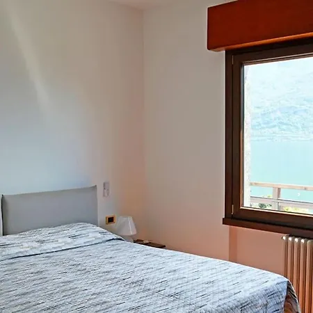Villa Casa Pescarino Con Vista E Idromassaggio Oliveto Lario